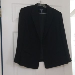 Jones Wear Black Suit 18W